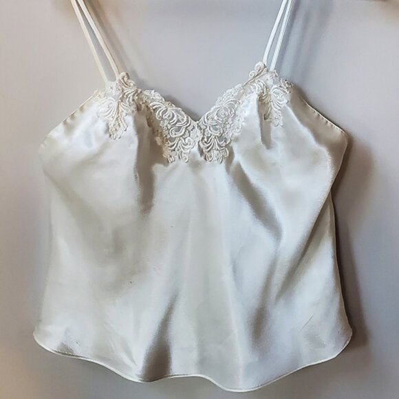 90's Victoria's Secret White Sweetheart Camisole Top with Pearls & Embroidery M - Picture 1 of 4